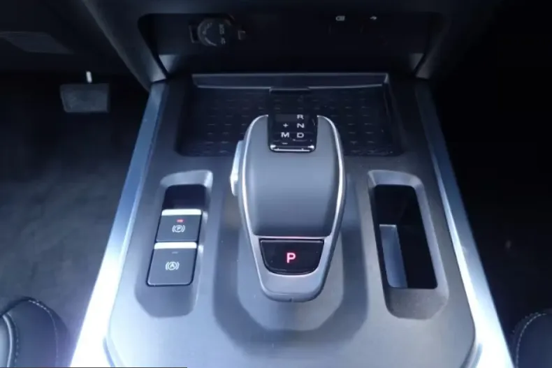 Baw 212 din 2026 cu 51 km - oferta BAW236133 - foto 9