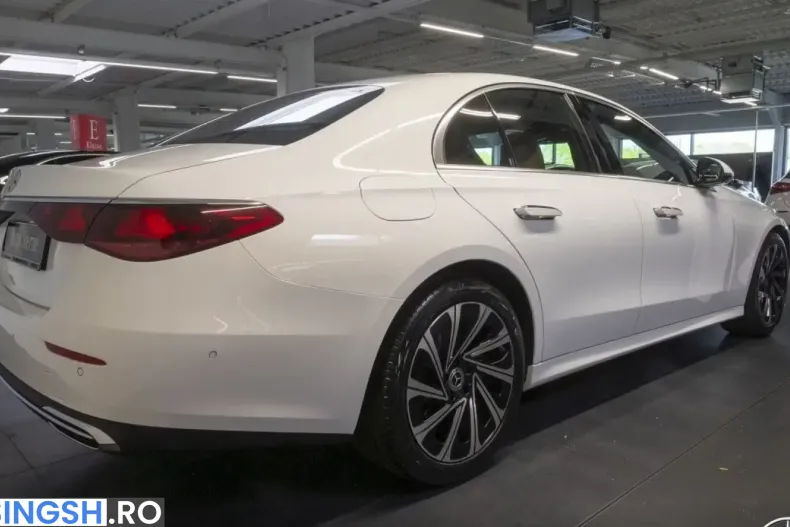 Mercedes-Benz E 220 (Clasa E) din 2025 cu 29.735 km - oferta MER236152 - foto 3
