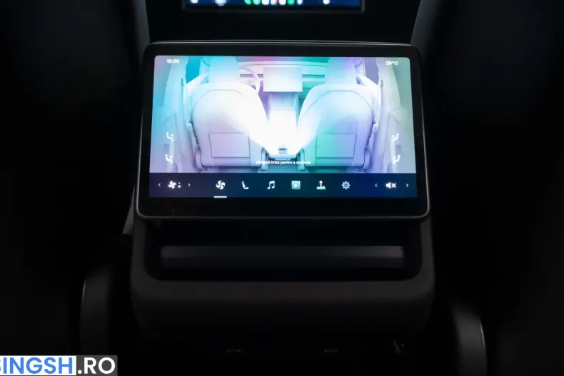 Tesla Model Y din 2026 cu 6.500 km - oferta TES236172 - foto 28