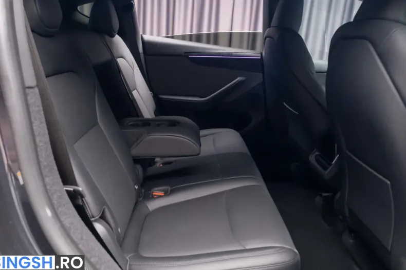 Tesla Model Y din 2026 cu 6.500 km - oferta TES236172 - foto 32