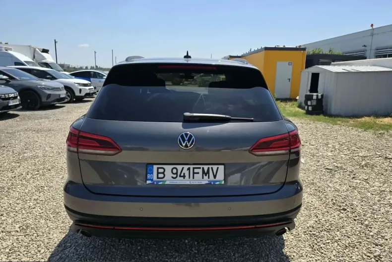 Volkswagen Touareg din 2021 cu 140.277 km - oferta VOL236173 - foto 4