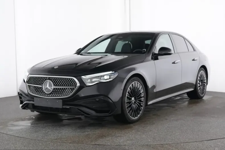Mercedes-Benz E 400 (Clasa E) din 2025 cu 9.326 km - oferta MER236178 - foto 1