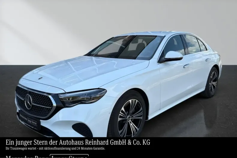Mercedes-Benz E 220 (Clasa E) din 2025 cu 4.480 km - oferta MER236179 - foto 1