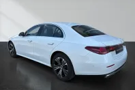 Mercedes-Benz E 220 (Clasa E) din 2025 cu 4.480 km - oferta MER236179 - foto 5