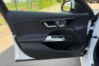 Mercedes-Benz E 220 (Clasa E) din 2025 cu 4.480 km - oferta MER236179 - foto 8