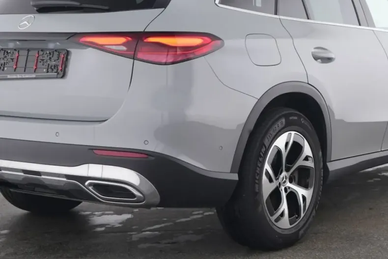 Mercedes-Benz GLC 200 (Clasa GLC) din 2025 cu 32.000 km - oferta MER236181 - foto 4