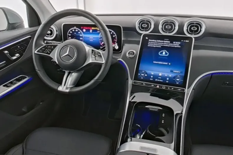 Mercedes-Benz GLC 200 (Clasa GLC) din 2025 cu 32.000 km - oferta MER236181 - foto 6