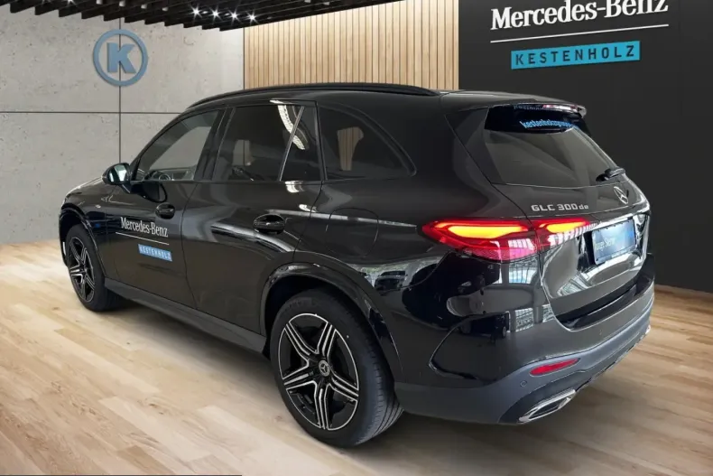 Mercedes-Benz GLC 300 (Clasa GLC) din 2025 cu 24.854 km - oferta MER236186 - foto 4
