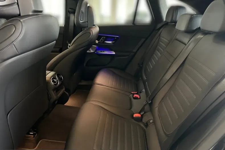 Mercedes-Benz GLC 300 (Clasa GLC) din 2025 cu 24.854 km - oferta MER236186 - foto 11
