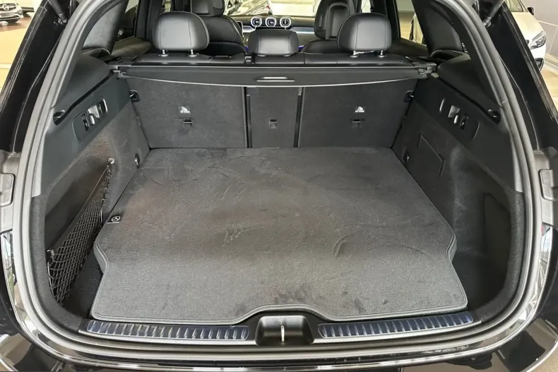 Mercedes-Benz GLC 300 (Clasa GLC) din 2025 cu 24.854 km - oferta MER236186 - foto 12
