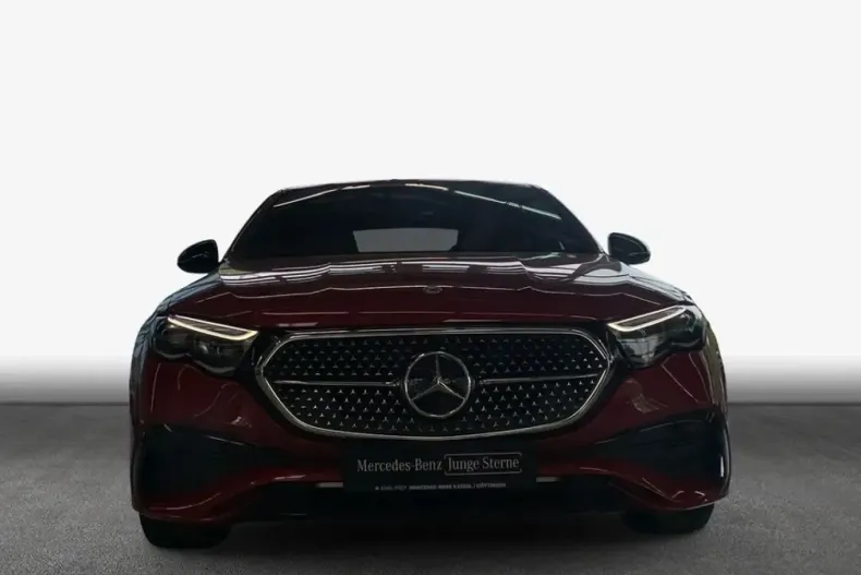Mercedes-Benz E 220 (Clasa E) din 2025 cu 9.799 km - oferta MER236189 - foto 3