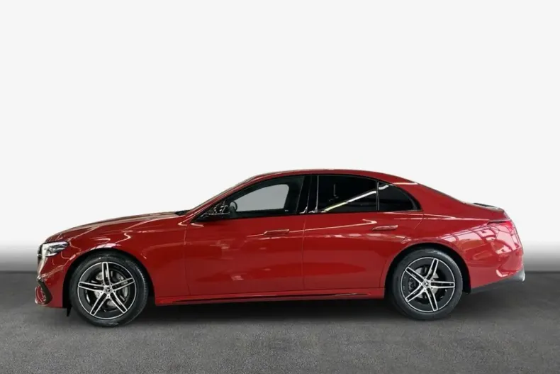 Mercedes-Benz E 220 (Clasa E) din 2025 cu 9.799 km - oferta MER236189 - foto 4