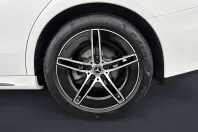 Mercedes-Benz E 220 (Clasa E) din 2025 cu 24.218 km - oferta MER236190 - foto 5