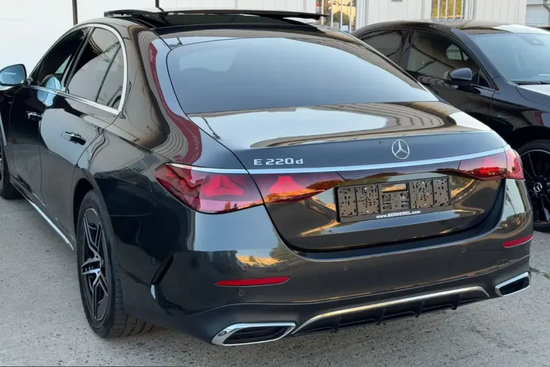 Mercedes-Benz E 220 (Clasa E) din 2025 cu 25.683 km - oferta MER236195 - foto 6