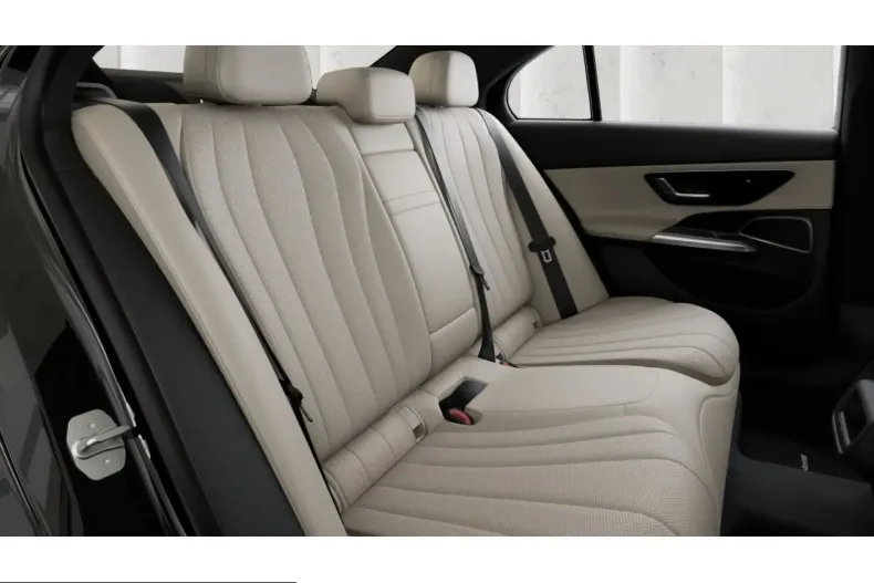 Mercedes-Benz E 200 (Clasa E) din 2025 cu 15.985 km - oferta MER236197 - foto 7
