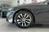 Mercedes-Benz E 220 (Clasa E) din 2025 cu 19.468 km - oferta MER236199 - foto 8