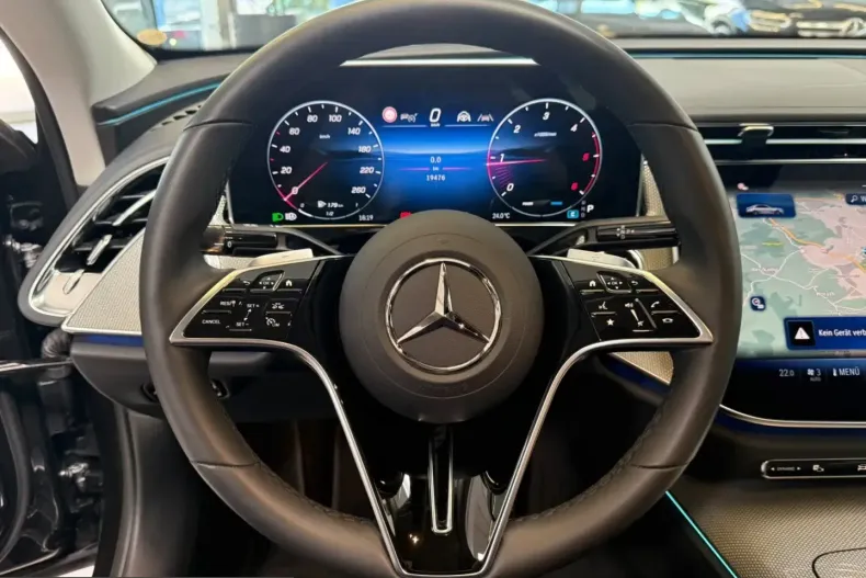 Mercedes-Benz E 220 (Clasa E) din 2025 cu 19.468 km - oferta MER236199 - foto 11