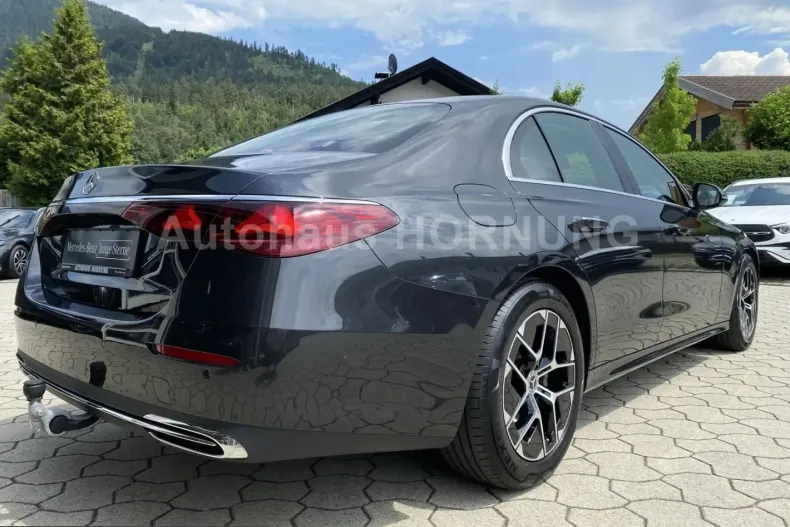 Mercedes-Benz E 220 (Clasa E) din 2025 cu 9.942 km - oferta MER236203 - foto 5