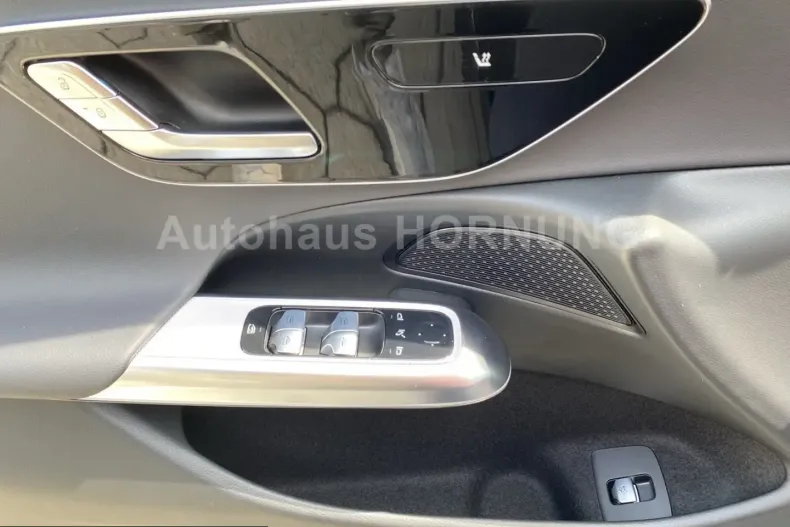 Mercedes-Benz E 220 (Clasa E) din 2025 cu 9.942 km - oferta MER236203 - foto 15