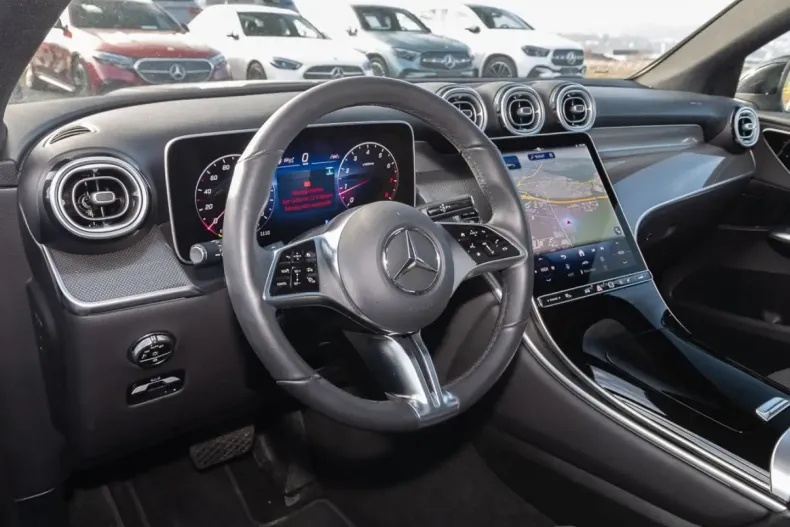 Mercedes-Benz GLC 200 (Clasa GLC) din 2025 cu 20.442 km - oferta MER236206 - foto 4