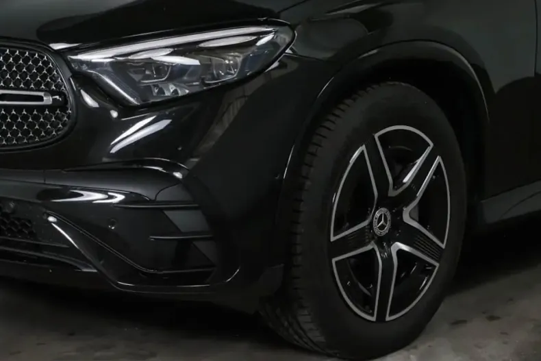 Mercedes-Benz GLC 300 (Clasa GLC) din 2025 cu 8.480 km - oferta MER236207 - foto 4