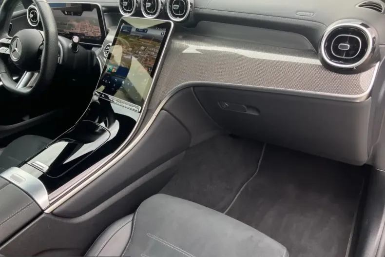 Mercedes-Benz GLC 300 (Clasa GLC) din 2024 cu 49.300 km - oferta MER236223 - foto 7