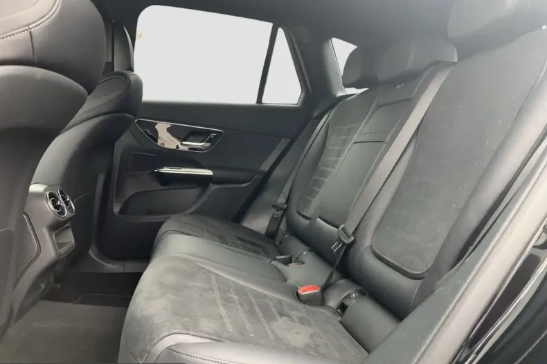 Mercedes-Benz GLC 300 (Clasa GLC) din 2024 cu 49.300 km - oferta MER236223 - foto 8