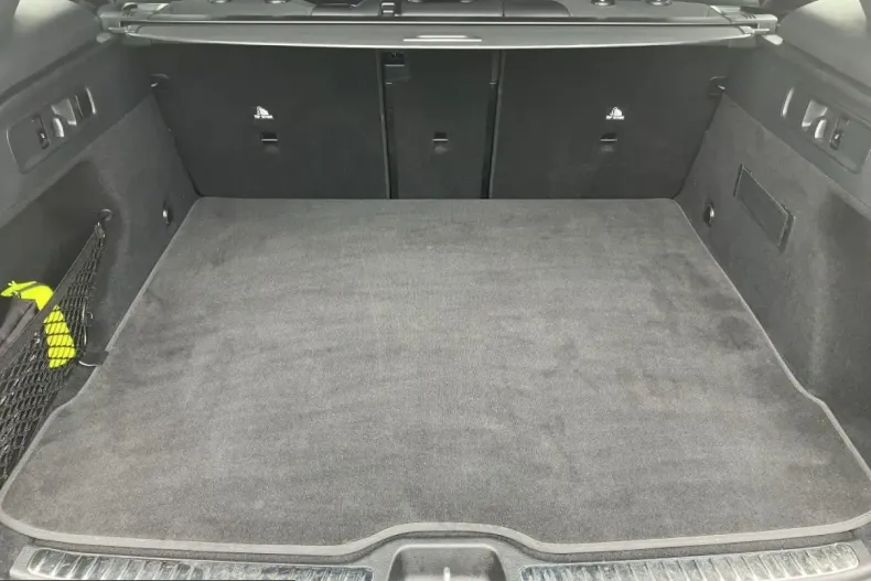 Mercedes-Benz GLC 300 (Clasa GLC) din 2024 cu 49.300 km - oferta MER236223 - foto 10