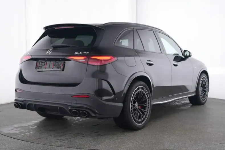 Mercedes-Benz GLC 43 AMG (Clasa GLC) din 2025 cu 12.380 km - oferta MER236232 - foto 3