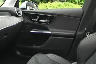 Mercedes-Benz GLC 300 (Clasa GLC) din 2025 cu 5.698 km - oferta MER236236 - foto 17