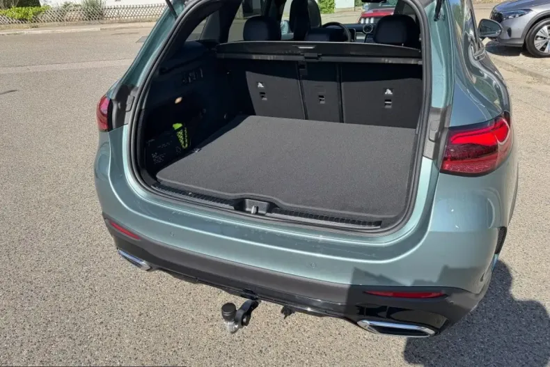 Mercedes-Benz GLC 300 (Clasa GLC) din 2025 cu 28.400 km - oferta MER236238 - foto 17