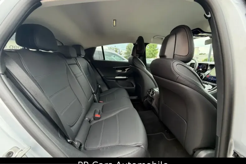 Mercedes-Benz GLC 400 (Clasa GLC) din 2024 cu 29.981 km - oferta MER236239 - foto 12