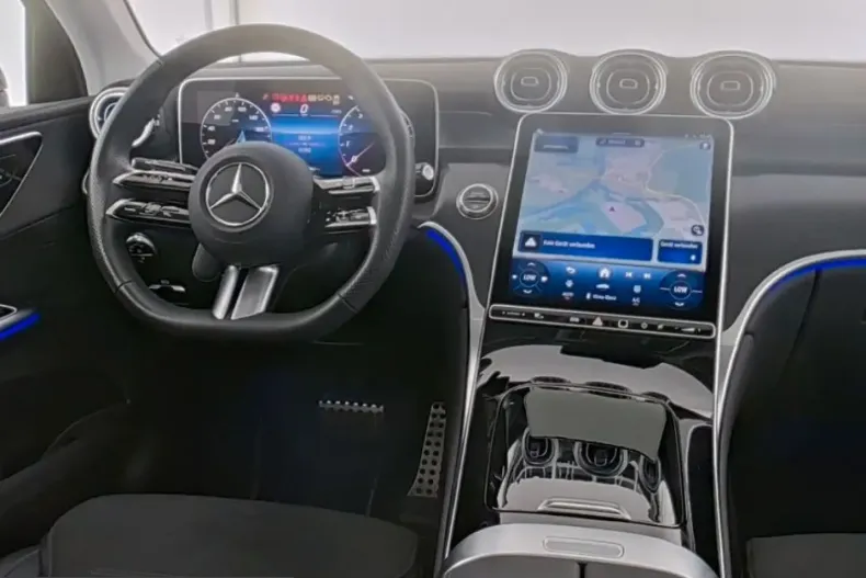 Mercedes-Benz GLC 300 (Clasa GLC) din 2025 cu 21.782 km - oferta MER236240 - foto 7