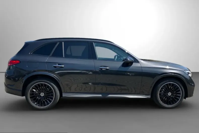 Mercedes-Benz GLC 300 (Clasa GLC) din 2025 cu 13.500 km - oferta MER236241 - foto 9