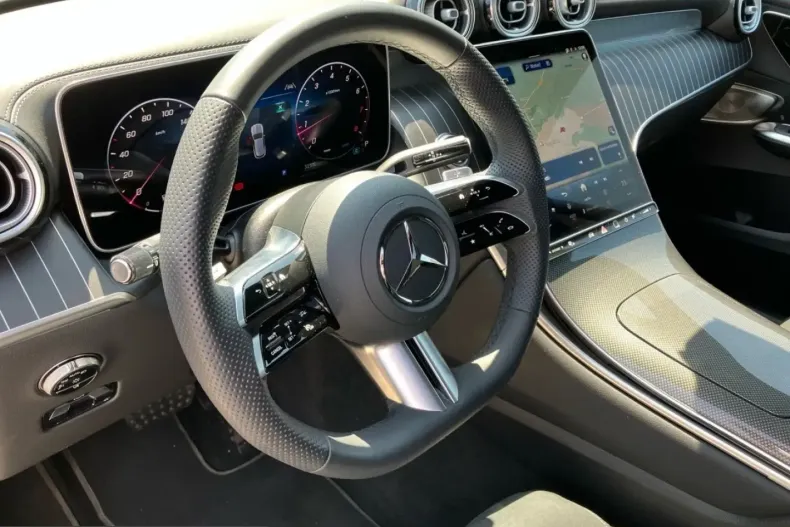 Mercedes-Benz GLC 300 (Clasa GLC) din 2025 cu 13.500 km - oferta MER236241 - foto 16