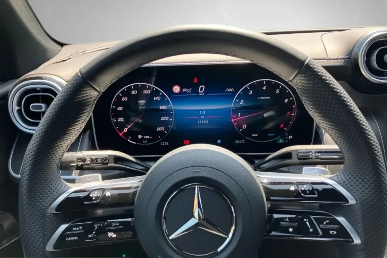 Mercedes-Benz GLC 300 (Clasa GLC) din 2025 cu 13.500 km - oferta MER236241 - foto 19