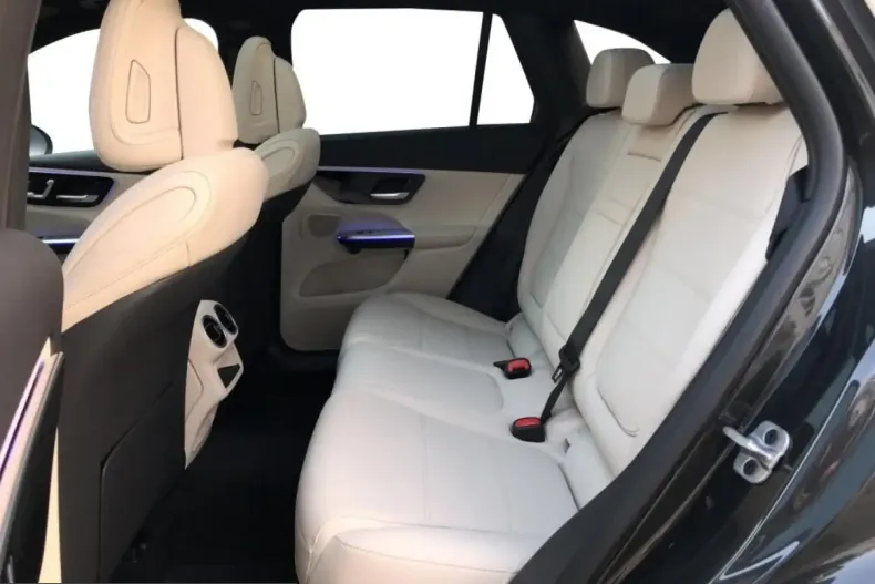 Mercedes-Benz GLC 220 (Clasa GLC) din 2025 cu 24.950 km - oferta MER236248 - foto 8