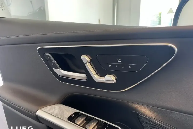 Mercedes-Benz GLC 300 (Clasa GLC) din 2025 cu 12.088 km - oferta MER236249 - foto 20