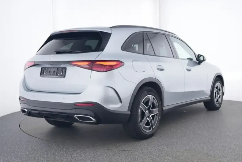 Mercedes-Benz GLC 200 (Clasa GLC) din 2025 cu 5.273 km - oferta MER236250 - foto 4