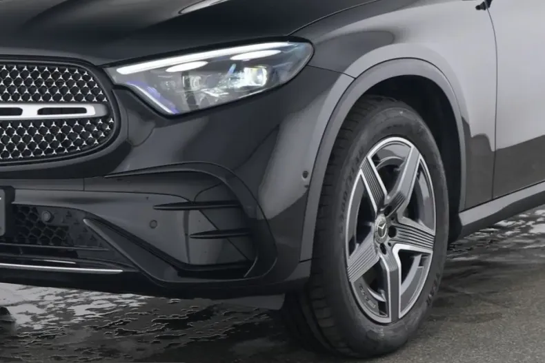 Mercedes-Benz GLC 300 (Clasa GLC) din 2025 cu 32.182 km - oferta MER236251 - foto 3