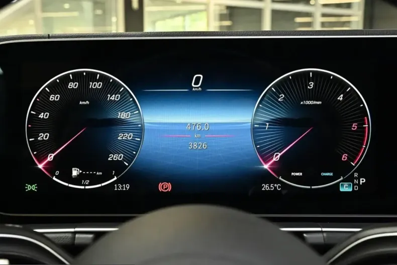 Mercedes-Benz GLE 300 (Clasa GLE) din 2025 cu 3.889 km - oferta MER236257 - foto 17