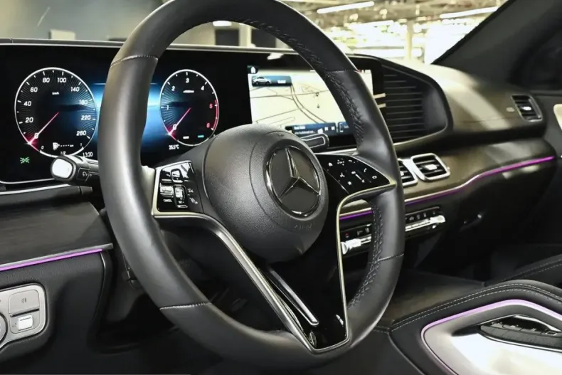 Mercedes-Benz GLE 300 (Clasa GLE) din 2025 cu 3.889 km - oferta MER236257 - foto 28