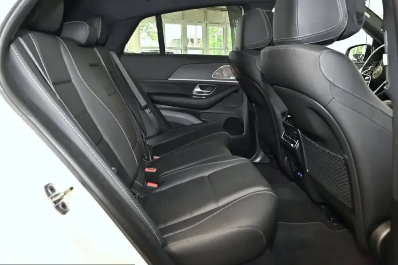 Mercedes-Benz GLE 300 (Clasa GLE) din 2025 cu 3.889 km - oferta MER236257 - foto 33