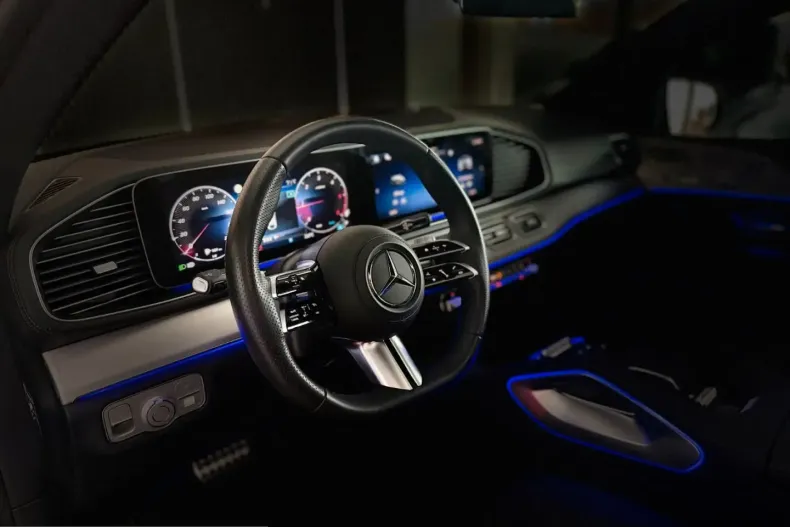 Mercedes-Benz GLE 300 (Clasa GLE) din 2025 cu 18.500 km - oferta MER236262 - foto 13