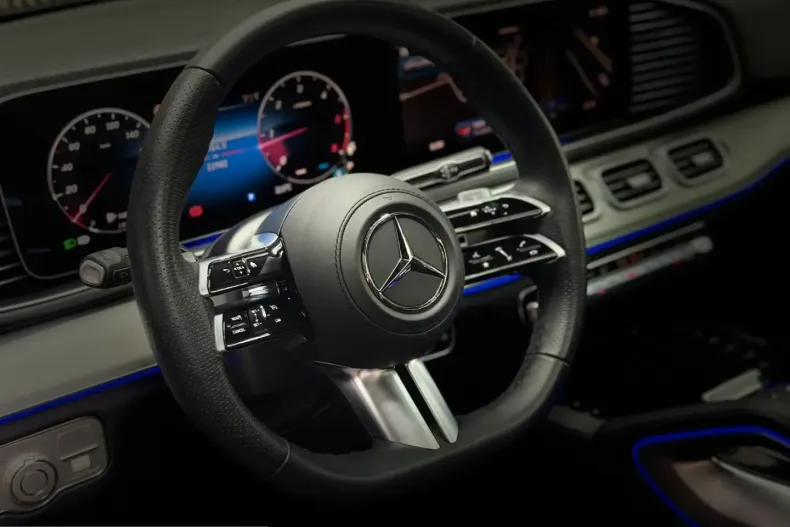 Mercedes-Benz GLE 300 (Clasa GLE) din 2025 cu 18.500 km - oferta MER236262 - foto 14