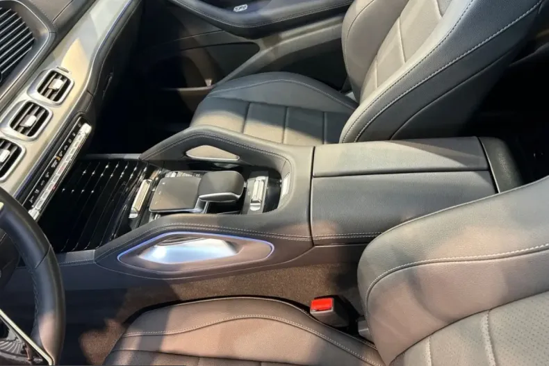 Mercedes-Benz GLE 350 (Clasa GLE) din 2025 cu 10.647 km - oferta MER236265 - foto 17