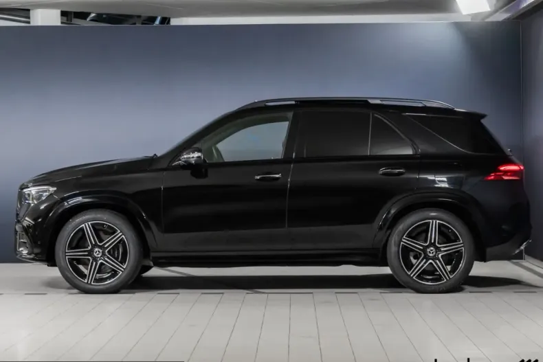Mercedes-Benz GLE 400 (Clasa GLE) din 2024 cu 26.360 km - oferta MER236270 - foto 3