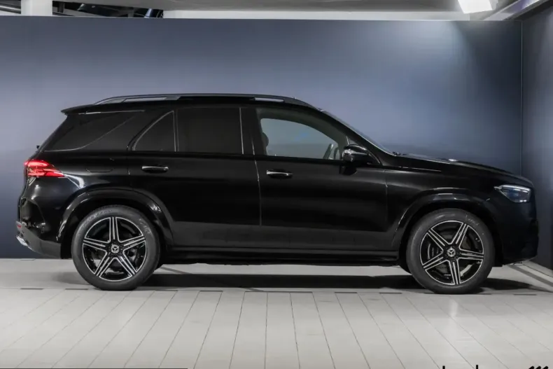 Mercedes-Benz GLE 400 (Clasa GLE) din 2024 cu 26.360 km - oferta MER236270 - foto 4
