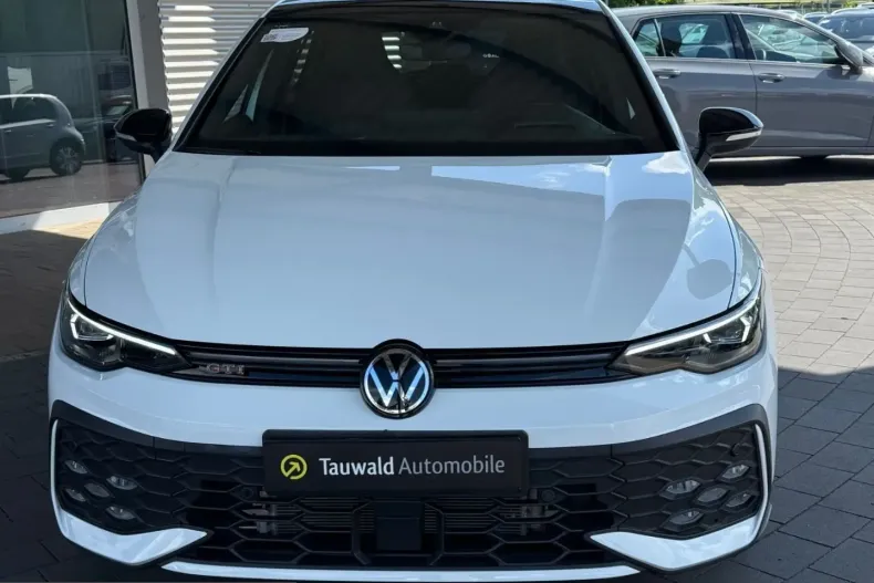 Volkswagen Golf din 2024 cu 25.500 km - oferta VOL236271 - foto 2