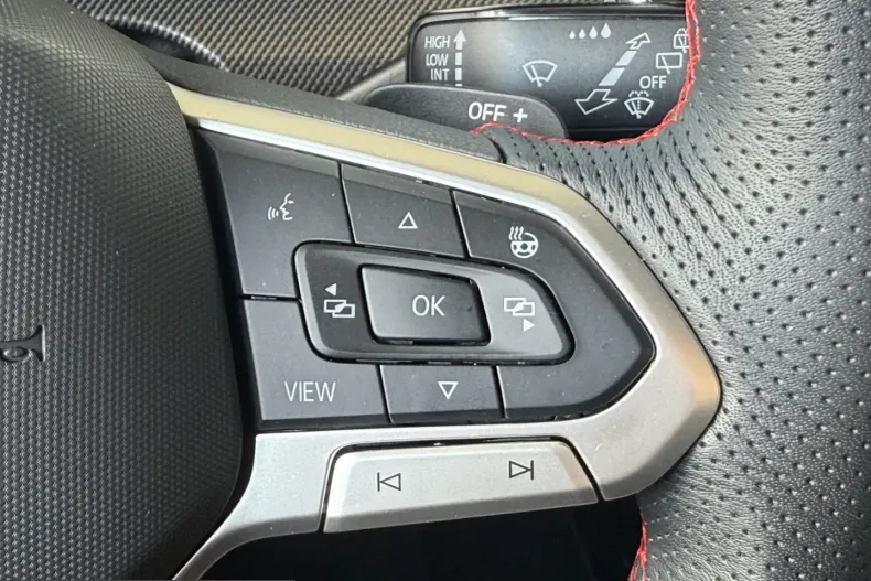 Volkswagen Golf din 2024 cu 25.500 km - oferta VOL236271 - foto 15